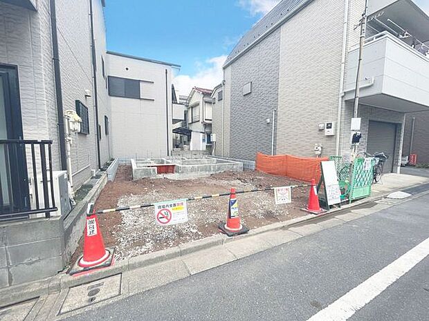 「前面道路含む現況」