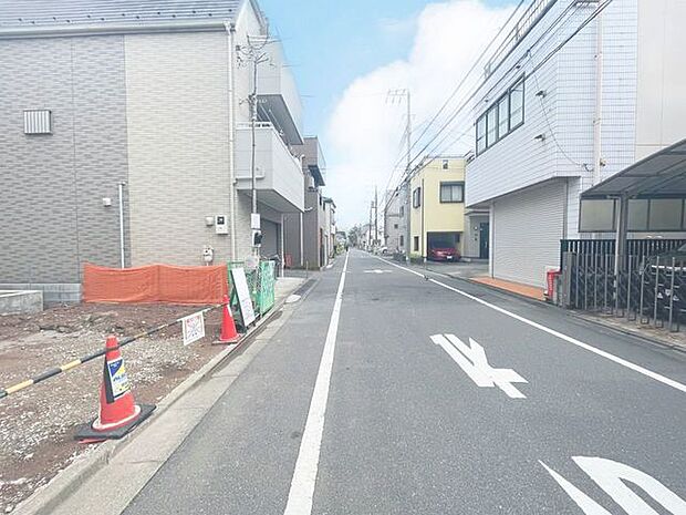 「前面道路含む現況」