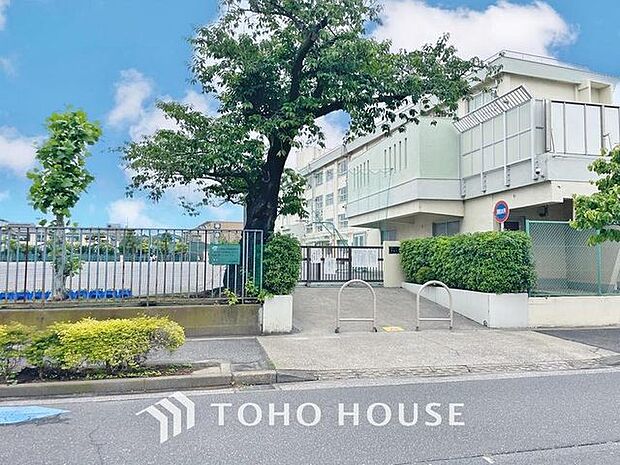 江戸川区立下鎌田東小学校 徒歩2分。下鎌田東小学校 160m
