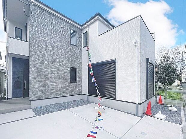 「~2階建て4LDK~」建物面積105平米のゆとりある4LDKプラン。食洗機など、生活を彩る設備が充実。広々23帖のLDKには、ご家族皆様の笑顔が溢れます。