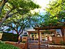周辺：江戸川区立鹿骨中学校 770m