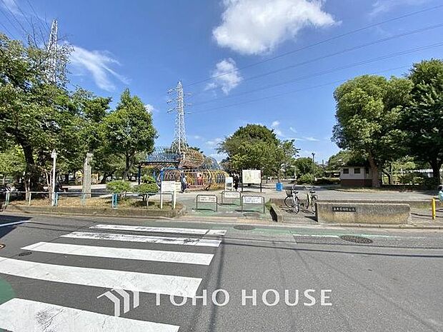 徒歩5分。上千葉砂原公園 370m