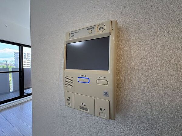 「モニター付きインターホン」