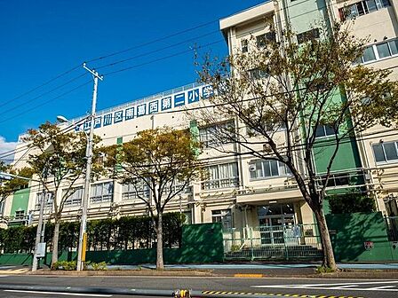 江戸川区立南葛西第二小学校 徒歩11分。 830m