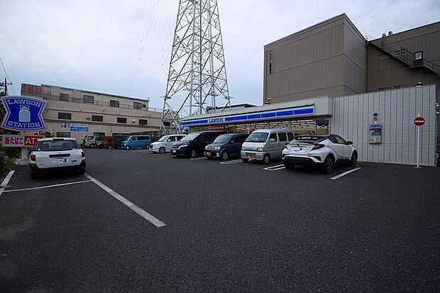 ローソン西一之江店 徒歩9分。 650m