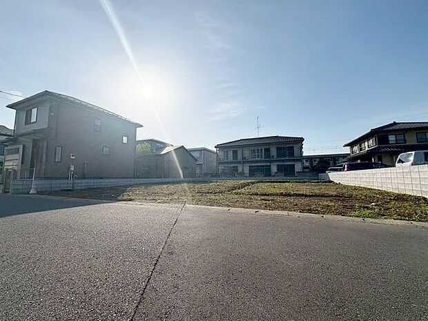 「～2階建て3SLDK～」16帖超えのLDK、豊富な収納、生活を彩る設備など、プラスワンのポイントが詰まった邸宅です。