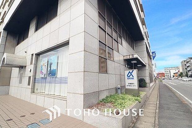 徒歩10分。京葉銀行行徳支店 770m