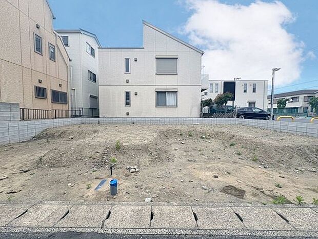 「~3階建て1LDK+2S(納戸~」18帖以上のLDK、豊富な収納、生活を彩る設備など、プラアスワンのポイントが詰まった邸宅です。。