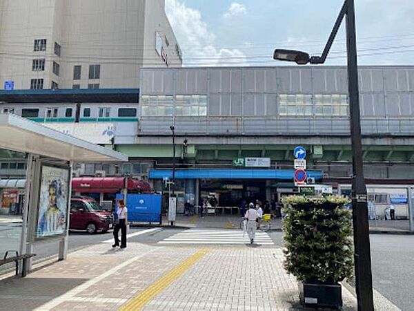 徒歩8分。亀有駅(JR東日本 常磐線) 630m