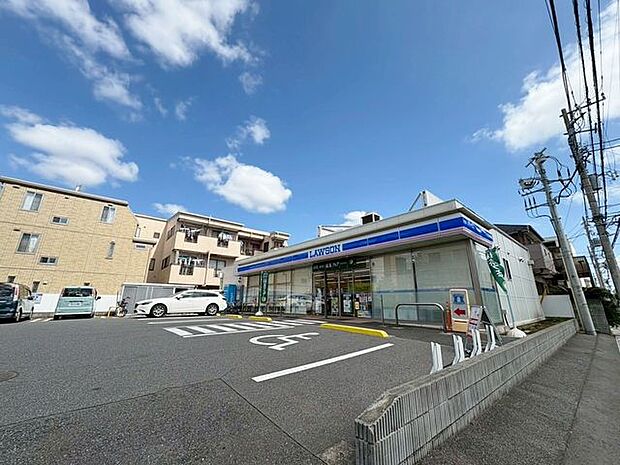ローソン市川新田三丁目南店まで約230m