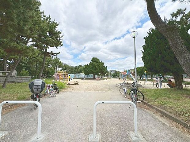 行徳中央公園 80m