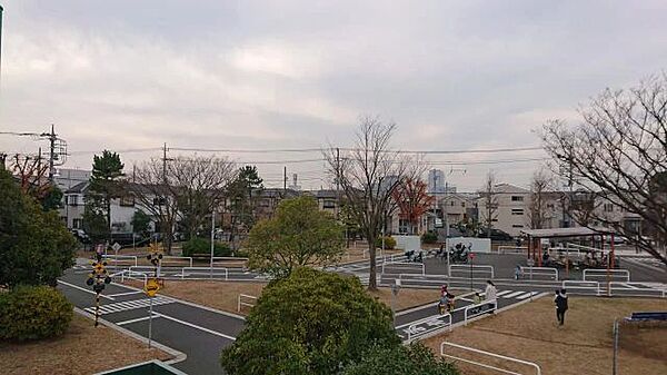 東菅野児童交通公園 730m