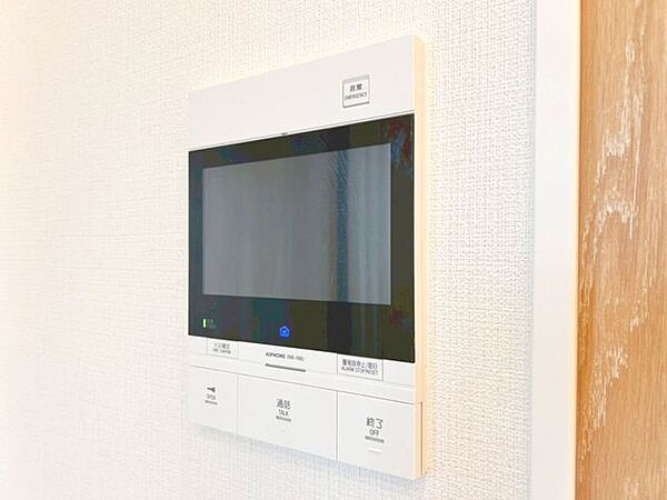 「TVモニター付きインターホン」