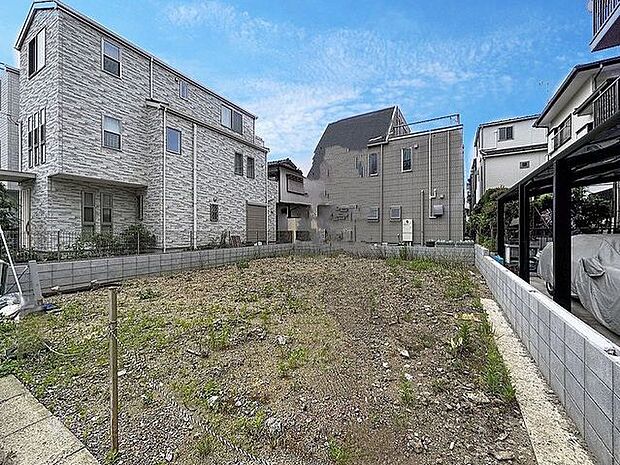「~3階建て3SLDK~」16帖以上のLDK、豊富な収納、生活を彩る設備など、プラアスワンのポイントが詰まった邸宅です。。
