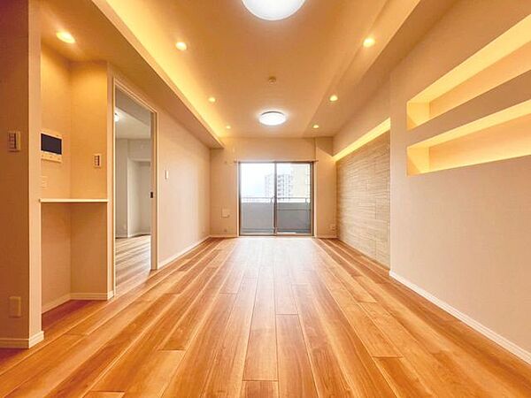 「寛ぎの空間リビング」毎日過ごす場所だからこそ、飽きのこないデザインが大事。本当に欲しい「寛げる空間」を実感して頂けます。