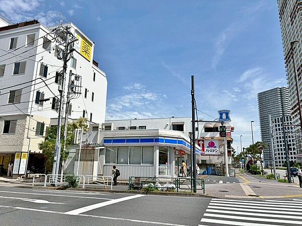 ローソン東雲店 80m