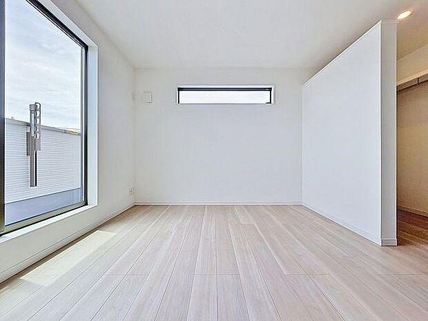 「全ての居室が洋室です。」全室床は掃除のしやすい清潔感のあるフローリング仕上げです。