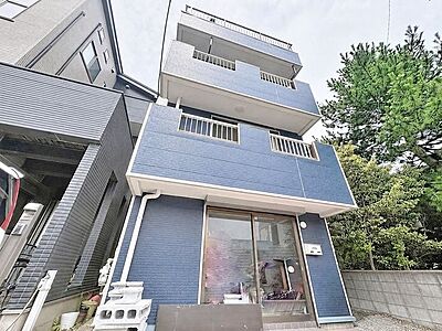 外観:「外観」閑静な住宅地に佇む「住まい」は季節・気候・時代の背景に捉われない珠玉の『空間」を実現しました。 外観:「外観」閑静な住宅地に佇む「住まい」は季節・気候・時代の背景に捉われない珠玉の『空間」を実現しました。