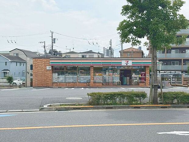 セブンイレブン江戸川篠崎町2丁目店 600m