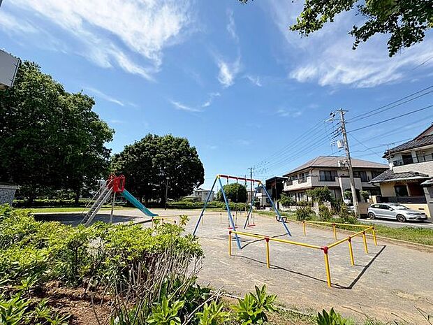 徒歩16分。木づくり公園 1230m
