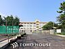 周辺：江戸川区立東葛西小学校 570m