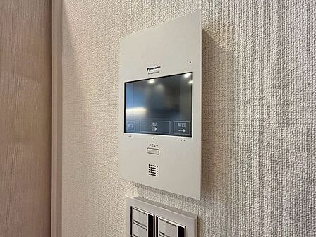 「TVモニター付きインターホン」