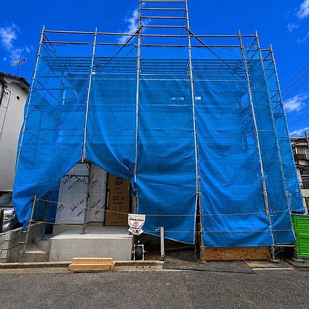「現況」一日の中で多くの時間を過ごすことになる住まいだからこそ、いつも穏やかな空間であるように心掛け、「落ち着き」と「安らぎ」と「快適」を実現してくれます。