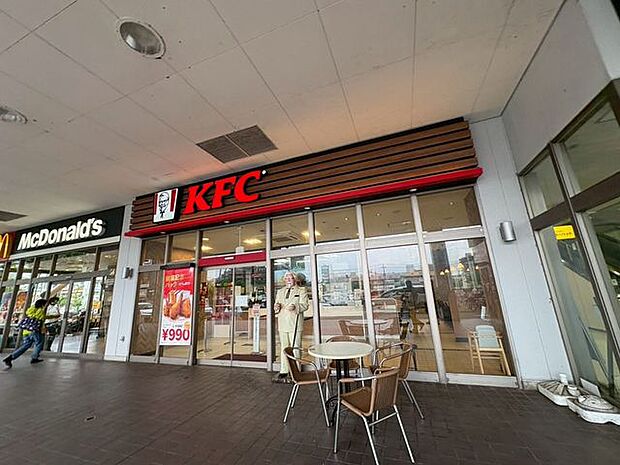 「ケンタッキーフライドチキンショップス市川鬼高店100」
