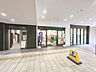 周辺：ファミリーマート千葉中央駅店 340m
