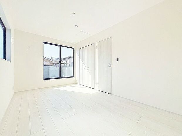 「居心地の良いナチュラル空間」お家時間を穏やかに過ごせる寛ぎの空間です。居心地の良さを実感して頂けるお部屋となっております。