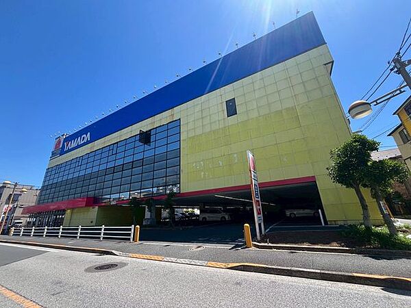 徒歩14分。ヤマダデンキテックランド江戸川店 1050m