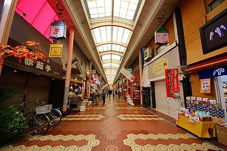 新小岩ルミエール商店街まで約290m