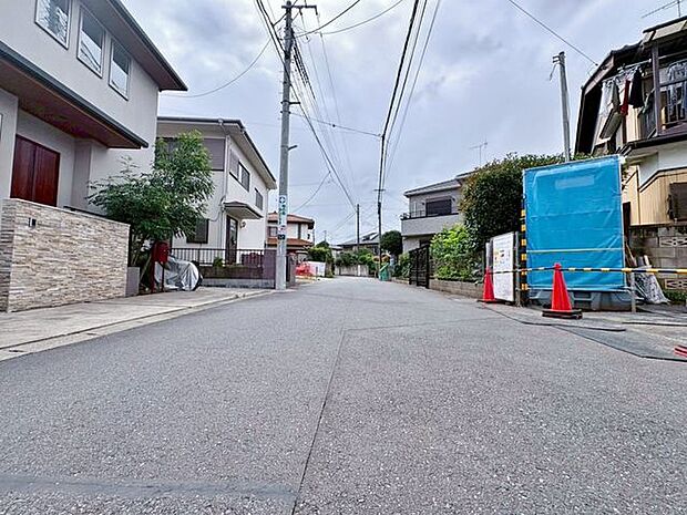「前面道路含む現地」