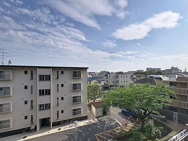 「4階からの眺望」