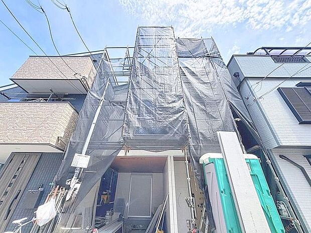 「穏やかな空間」一日の中で多くの時間を過ごすことになる住まいだからこそ、いつも穏やかな空間であるように心掛け、「落ち着き」と「安らぎ」と「快適」を実現してくれます。