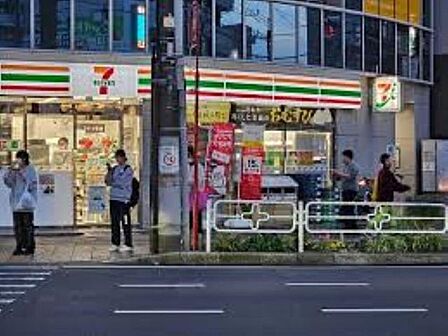 セブンイレブン船橋前原西店 420m