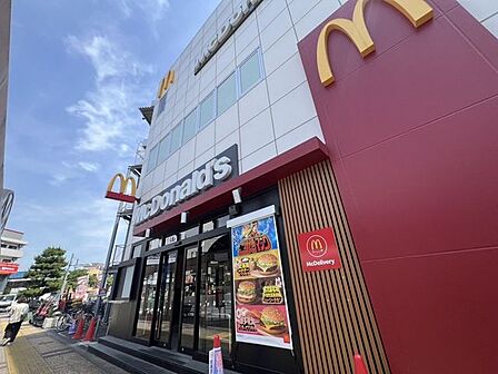 徒歩4分。マクドナルド一之江東口店 290m