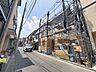 その他：「前面道路含む外観」