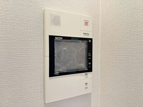 「TVモニター付きインターホン」