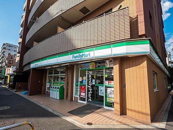 ファミリーマート南葛西なぎさ店 540m