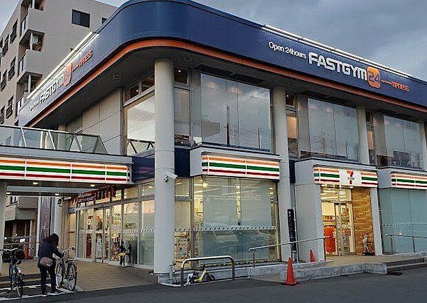 徒歩5分。FASTGYM24船橋市場店 380m