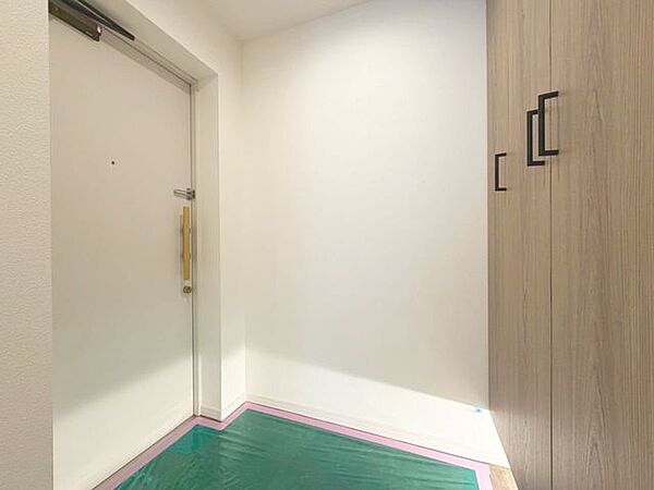 「玄関」「ただいま」・「おかえり」。新居で交わす家族同士の何気ないやり取りがただ何となく嬉しいんです。自分のお家を手に入れた事の喜びが感じられるお客様からの素敵なエピソードです。