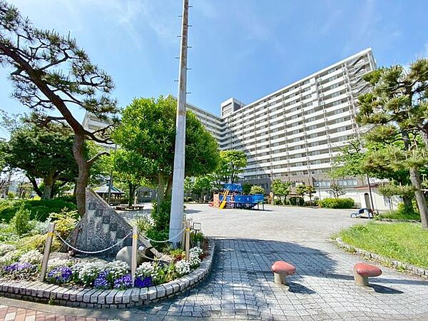 朝凪公園 240m