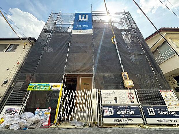 「～3階建て2LDK＋2S～」20帖以上のLDK、豊富な収納、生活を彩る設備など、プラアスワンのポイントが詰まった邸宅です。。