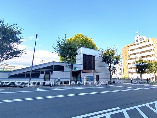 徒歩8分。越中島駅(JR東日本 京葉線) 580m