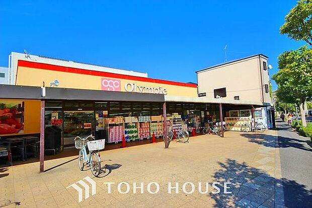 徒歩8分。オリンピック 下篠崎店 630m