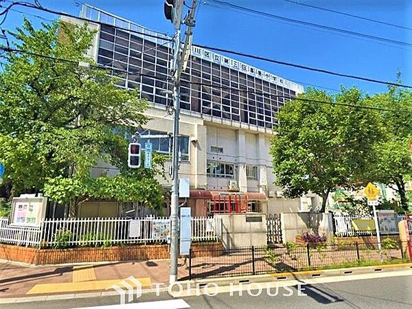 荒川区立第三日暮里小学校 第三日暮里小学校 480m