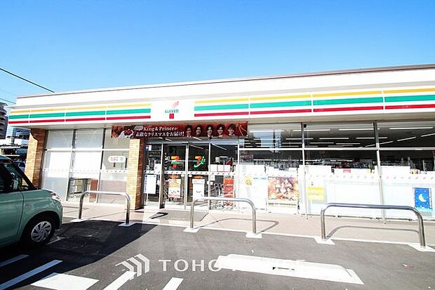セブンイレブン足立保木間2丁目店 520m
