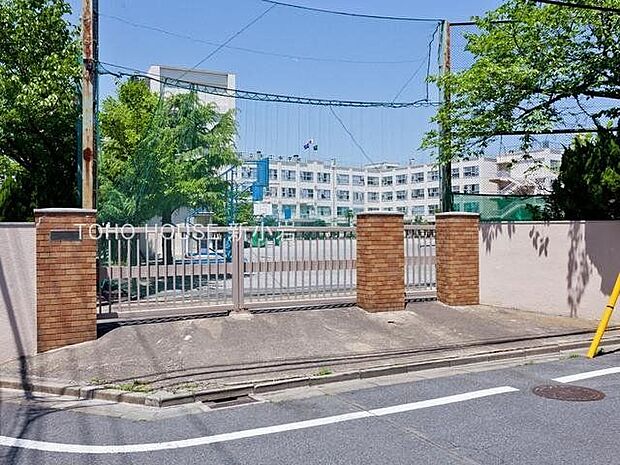 足立区立渕江中学校 200m