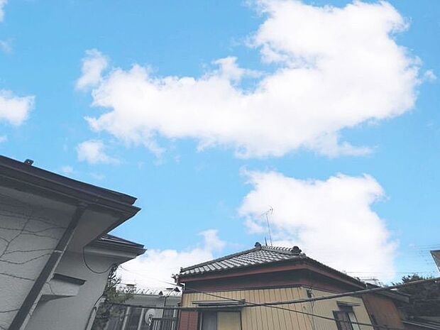 「眺望」心地よい風を感じながら、青空を眺め一息つくことのできる住空間です。